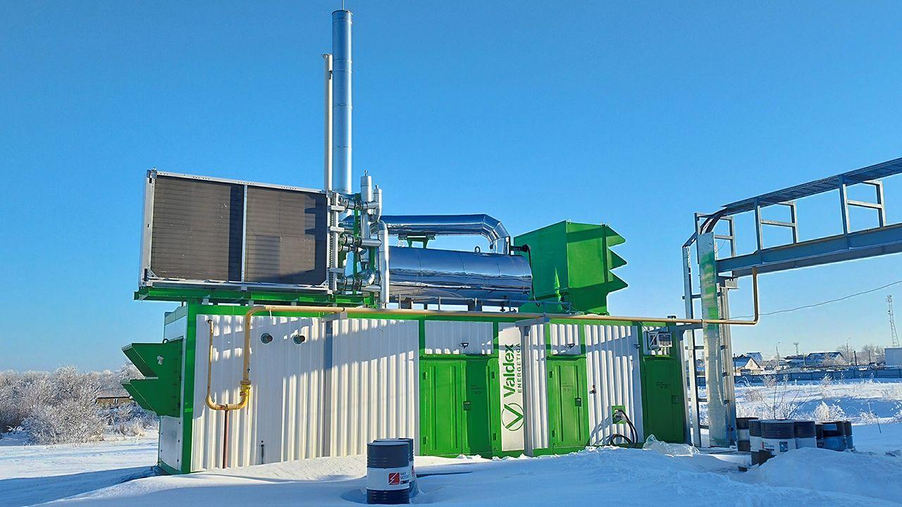 Слайд 1: Оборудование энергоцентра смонтировано в цельносварном, утепленном, шумопоглощающем контейнере. Это решение обладает клю...